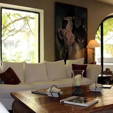 Hotel Mas De Chastelas