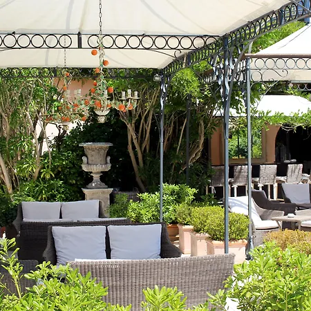 Mas De Chastelas Szálloda 5*