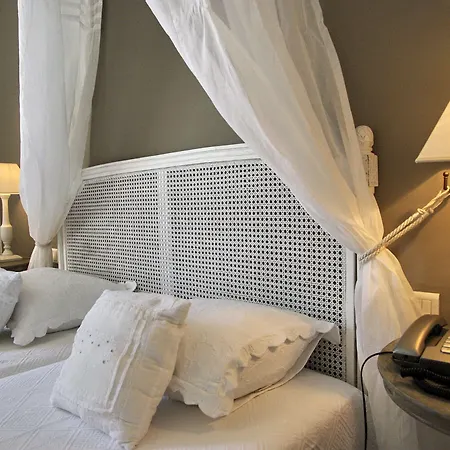 Mas De Chastelas Szálloda 5*