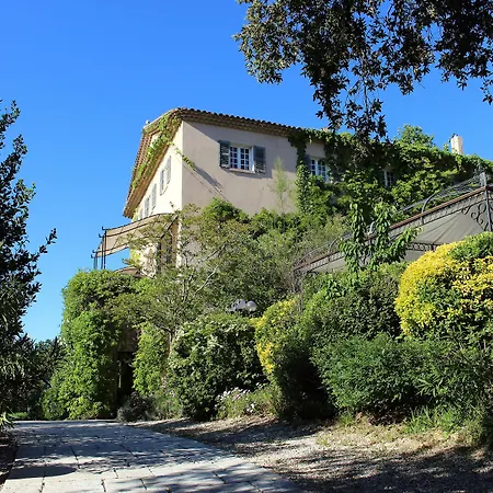 Hotel Mas De Chastelas 5*