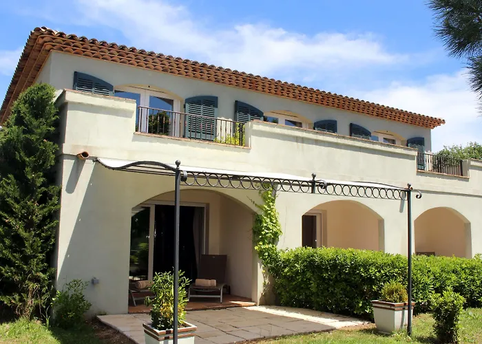 酒店 Mas De Chastelas 5*